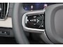 Volvo XC90 T8 Recharge AWD Ultra Dark - LONG RANGE - Luchtvering - Panorama/schuifdak - IntelliSafe Assist & Surround - 360º Camera - Bowers & Wilkins audio - Verwarmde voorstoelen, stuur & achterbank - Parkeersensoren voor & achter - Elektr. bedienb. voorstoelen met geheugen - Head up display - Draadloze tel. lader - Extra getint glas - Elektr. inklapbare trekhaak - 22' LMV