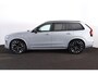 Volvo XC90 T8 Recharge AWD Ultra Dark - Luchtvering - Panorama/schuifdak - IntelliSafe Assist & Surround - 360º Camera - Bowers & Wilkins audio - Verwarmde voorstoelen, stuur & achterbank - Parkeersensoren voor & achter - Elektr. bedienb. voorstoelen met geheugen - Head up display - Draadloze tel. lader - Extra getint glas - Elektr. inklapbare trekhaak - 20' LMV