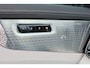 Volvo XC90 T8 Recharge AWD Ultra Dark - LONG RANGE - Luchtvering - Panorama/schuifdak - IntelliSafe Assist & Surround - 360º Camera - Bowers & Wilkins audio - Verwarmde voorstoelen, stuur & achterbank - Parkeersensoren voor & achter - Elektr. bedienb. voorstoelen met geheugen - Head up display - Draadloze tel. lader - Extra getint glas - Elektr. inklapbare trekhaak - 22' LMV