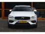 Volvo V60 Cross Country D4 AWD | Panoramadak | Head-Up Display | Camera | Harman/Kardon | Rondom Stoel + Stuur verwarmd |
