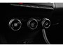 Renault Captur 1.0 TCe 100 PK Bi-Fuel Intens | Navigatie | Parkeersensoren voor en achteruit camera | ECC | | incl. Bovag rijklaarpakket met 12 maanden garantie |
