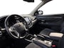Mitsubishi Outlander 2.0 PHEV Executive Edition | Afneembare Trekhaak | Achteruitrijcamera | Cruise Control | Climate Control | Navigatie | Bluetooth Telefoonvoorbereiding |