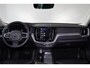 Volvo XC60 T6 Recharge AWD Plus Dark - Panorama/schuifdak - IntelliSafe Assist & Surround - 360º Camera - Verwarmde voorstoelen, stuur & achterbank - Parkeersensoren voor & achter - Elektr. bedienb. voorstoelen met geheugen - Draadloze tel. lader - Elektr. inklapbare trekhaak - 19' LMV