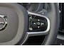 Volvo XC60 T6 Recharge AWD Plus Dark - Panorama/schuifdak - IntelliSafe Assist & Surround - 360º Camera - Verwarmde voorstoelen, stuur & achterbank - Parkeersensoren voor & achter - Elektr. bedienb. voorstoelen met geheugen - Draadloze tel. lader - Elektr. inklapbare trekhaak - 19' LMV