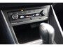 Volkswagen Polo 1.0 TSI 95pk DSG Highline 17-inch R-Line Clima CarPlay ACC Parkerseensensoren Dealer onderhouden