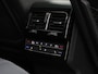 Volkswagen Touareg Atmosphere 3.0 TSi eHybrid 4MOTION 381 PK | R-line | Automaat | Navigatie | Panoramadak | 360 Camera | Adaptive Cruise Control | Softclose | Head-up display | Stoelverwarming | Lichtmetalen velgen | Privacy glass |