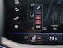 Volkswagen Touareg Atmosphere 3.0 TSi eHybrid 4MOTION 381 PK | R-line | Automaat | Navigatie | Panoramadak | 360 Camera | Adaptive Cruise Control | Softclose | Head-up display | Stoelverwarming | Lichtmetalen velgen | Privacy glass |