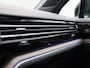Volkswagen Touareg Atmosphere 3.0 TSi eHybrid 4MOTION 381 PK | R-line | Automaat | Navigatie | Panoramadak | 360 Camera | Adaptive Cruise Control | Softclose | Head-up display | Stoelverwarming | Lichtmetalen velgen | Privacy glass |