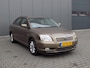 Toyota Avensis 1.8 VVTi Linea Luna