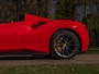 Ferrari 488 Spider | Front-lift | Pista wheels | Carbon stuur + LED's | Adapt. koplampen | Rosso Scuderia