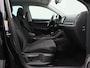 Skoda Karoq 1.5 TSi 150 Pk Automaat Style Business | Panoramadak | Trekhaak | Canton Audio | Adaptive Cruise | Stoel Verwarming | Carplay | Camera | 18 Inch | 75.460 Km!