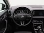 Skoda Karoq 1.5 TSi 150 Pk Automaat Style Business | Panoramadak | Trekhaak | Canton Audio | Adaptive Cruise | Stoel Verwarming | Carplay | Camera | 18 Inch | 75.460 Km!