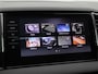 Skoda Karoq 1.5 TSi 150 Pk Automaat Style Business | Panoramadak | Trekhaak | Canton Audio | Adaptive Cruise | Stoel Verwarming | Carplay | Camera | 18 Inch | 75.460 Km!