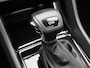 Skoda Karoq 1.5 TSi 150 Pk Automaat Style Business | Panoramadak | Trekhaak | Canton Audio | Adaptive Cruise | Stoel Verwarming | Carplay | Camera | 18 Inch | 75.460 Km!