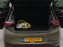 Volkswagen ID.3 Pro Business 59 kWh | Apple Carplay & Android Auto | Adaptive Cruise Control | Lane Assist | Keyless Entry & Start | Voorstoelen Verwarmd | DAB |