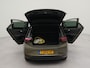 Volkswagen ID.3 Pro Business 59 kWh | Apple Carplay & Android Auto | Adaptive Cruise Control | Lane Assist | Keyless Entry & Start | Voorstoelen Verwarmd | DAB |