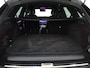 Mercedes-Benz E-klasse Estate 300 e AMG Plug-In Hybride | AMG Styling | Trekhaak | Digital light | Keyless go | Distronic | Keyless go | Memory Pakket voorsteoelen. Inclusief 24 maanden MB Certified garantie voor Europa.