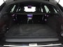 Mercedes-Benz E-klasse Estate 300 e AMG Plug-In Hybride | AMG Styling | Trekhaak | Digital light | Keyless go | Distronic | Keyless go | Memory Pakket voorsteoelen. Inclusief 24 maanden MB Certified garantie voor Europa.