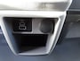 Ford Transit Custom 300 L2H1 2.0 TDCI 136pk Limited | Camera | All weather banden | Omvormer 400W | Wegklapbare trekhaak | Cruise control | Stoelverw. | Bijrijdersbank | Snel leverbaar!