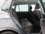 Volkswagen Golf Sportsvan 1.0 TSi 110 Pk Automaat Highline | Trekhaak | Adaptive Cruise | Camera | Parkeersensoren | Airco | Navigatiesysteem | LED | Privacy Glass | 16 Inch