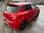 Suzuki Swift 1.0 Stijl Smart Hybrid 112 PK // TREKHAAK // Sportieve Swift // Zwarte Velgen // Spoiler // Rijklaarprijs!