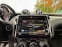 Suzuki Swift 1.0 Stijl Smart Hybrid 112 PK // TREKHAAK // Sportieve Swift // Zwarte Velgen // Spoiler // Rijklaarprijs!