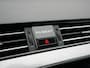 Volkswagen Passat Variant 1.4 TSI PHEV GTE Business | Apple Carplay | Adaptive Cruise Control | Lane Assist | Navigatie | Keyless Entry & Start | DAB | Voorstoelen Verwarmd | Achteruitrijcamera |