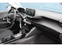 Peugeot e-208 EV Active 50 kWh | 11 kW lader | Achterbank in delen neerklapbaar | Apple Carplay/Android Auto|telefoonintegratie premium