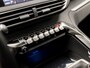 Peugeot 3008 1.2 PureTech GT Line (PANORAMADAK, APPLE CARPLAY, GROOT NAVI, 360 CAMERA, LED KOPLAMPEN, KEYLESS, LEDER, SPORTSTOELEN, GETINT GLAS, FOCAL AUDIO, ZWART HEMEL, NIEUWE APK, NIEUWSTAAT)