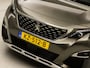 Peugeot 3008 1.2 PureTech GT Line (PANORAMADAK, APPLE CARPLAY, GROOT NAVI, 360 CAMERA, LED KOPLAMPEN, KEYLESS, LEDER, SPORTSTOELEN, GETINT GLAS, FOCAL AUDIO, ZWART HEMEL, NIEUWE APK, NIEUWSTAAT)