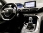 Peugeot 3008 1.2 PureTech GT Line (PANORAMADAK, APPLE CARPLAY, GROOT NAVI, 360 CAMERA, LED KOPLAMPEN, KEYLESS, LEDER, SPORTSTOELEN, GETINT GLAS, FOCAL AUDIO, ZWART HEMEL, NIEUWE APK, NIEUWSTAAT)