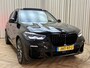BMW X5 xDrive45e 395PK *M-Sport* Panodak / 1e Eigenaar / Soft Close / HUD / Massage Seats / Swarovski /Stoelkoeling / Stuurverwarming / Swarovski / Apple Carplay / Ambiance Lighting