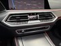BMW X5 xDrive45e 395PK *M-Sport* Panodak / 1e Eigenaar / Soft Close / HUD / Massage Seats / Swarovski /Stoelkoeling / Stuurverwarming / Swarovski / Apple Carplay / Ambiance Lighting