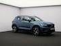 Volvo XC40 2.0 B4 Plus Dark / Trekhaak / Elektrische Stoelen / Harman Kardon / Stoel+Stuurverwarming / Adaptive Cruise / BLIS /