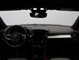 Volvo XC40 2.0 B4 Plus Dark / Trekhaak / Elektrische Stoelen / Harman Kardon / Stoel+Stuurverwarming / Adaptive Cruise / BLIS /