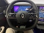Renault Megane E-Tech comfort range iconic 60 kWh AIRCO APPLE CARPLAY/ANDROID AUTO ELEKTRISCH VERSTELBARE VOORSTOELEN MET GEHEUGEN MASSAGESTOELEN BEIDE VOORSTOELEN STOEL/STUURVERWARMING HARMAN KARDON SFEERVERLICHTING WITTE LEDERE BEKLEDING ADIPATIEVE CRUISE CONTROL 360GRADEN CAMERA LM VELGEN DEALER ONDERHOUDEN HELE DIKKE AUTO