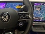 Renault Megane E-Tech comfort range iconic 60 kWh AIRCO APPLE CARPLAY/ANDROID AUTO ELEKTRISCH VERSTELBARE VOORSTOELEN MET GEHEUGEN MASSAGESTOELEN BEIDE VOORSTOELEN STOEL/STUURVERWARMING HARMAN KARDON SFEERVERLICHTING WITTE LEDERE BEKLEDING ADIPATIEVE CRUISE CONTROL 360GRADEN CAMERA LM VELGEN DEALER ONDERHOUDEN HELE DIKKE AUTO
