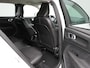 Volvo XC40 1.5 T3 Momentum Pro Automaat | Apple Carplay & Android Auto | Bluetooth | Cruise Control | Navigatie | Lane Assist | Parkeersensoren Achter | Keyless Start |