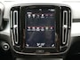Volvo XC40 1.5 T3 Momentum Pro Automaat | Apple Carplay & Android Auto | Bluetooth | Cruise Control | Navigatie | Lane Assist | Parkeersensoren Achter | Keyless Start |