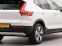 Volvo XC40 1.5 T3 Momentum Pro Automaat | Apple Carplay & Android Auto | Bluetooth | Cruise Control | Navigatie | Lane Assist | Parkeersensoren Achter | Keyless Start |