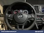 Volkswagen Crafter 2.0 TDI 140pk L3H3 L2H2 Euro6 Airco | 3000kg Trekhaak | Navigatie | Apple Carplay Android Auto, Cruisecontrol, Parkeersensoren, Bijrijdersbank