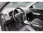 Volvo V50 1.6 D2 S/S Kinetic LAGE KM. STAND - 1e EIGENAAR - NAVIGATIE - LEDEREN BEKLEDING - PDC