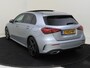 Mercedes-Benz A-klasse 180 AMG Line / Stoelverwarming / Achteruitrijcamera / Panorama-schuifdak / Night-Pakket /