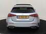 Mercedes-Benz A-klasse 180 AMG Line / Stoelverwarming / Achteruitrijcamera / Panorama-schuifdak / Night-Pakket /