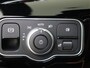 Mercedes-Benz A-klasse 180 AMG Line / Stoelverwarming / Achteruitrijcamera / Panorama-schuifdak / Night-Pakket /