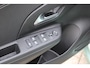 Opel Corsa 1.2 Turbo Hybrid Yes / Navigatie via Carplay / Parkeersensoren / Stuur -en stoelverwarmd / LED / 17'' LMV /