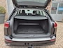 Volkswagen Golf Variant 2.0 TDI Life Business Trekhaak, Apple-Carplay, El.verst.stoel. Netto Exportpreis 22000 ex/ex