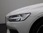 Volvo V60 2.0 B3 Momentum Advantage | Automaat | Apple Carplay / Android Auto | LED Koplampen | Camera | Virtual Cockpit | Privacy Glass | Cruise Control | Navigatie | Lichtmetalen Velgen |