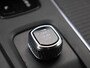 Volvo V60 2.0 B3 Momentum Advantage | Automaat | Apple Carplay / Android Auto | LED Koplampen | Camera | Virtual Cockpit | Privacy Glass | Cruise Control | Navigatie | Lichtmetalen Velgen |