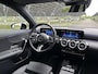 Mercedes-Benz A-klasse 180 Star Edition Luxury Line | Night | Distronic | Dodehoek assistent | Apple Carplay | Sfeerverlichting |